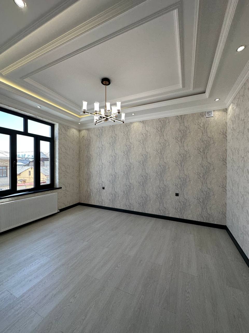 Uzbekistan Vila: Property Rent /Sale 乌兹别克斯坦公寓出售60: Yakkasaray 5房间 380000$