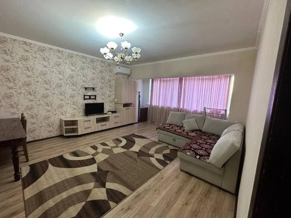 Uzbekistan Vila: Property Rent /Sale 乌兹别克斯坦公寓出租58: Mirabad 1房间 700$