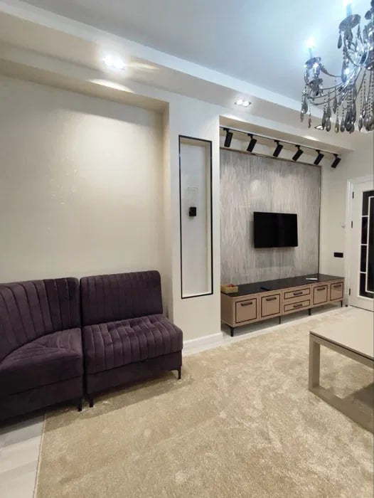 Uzbekistan Vila: Property Rent /Sale 乌兹别克斯坦公寓出租55: Mirabad 1房间 1000$