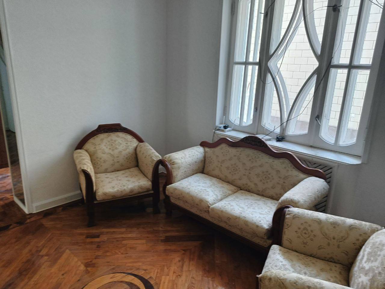 Uzbekistan Vila: Property Rent /Sale 乌兹别克斯坦公寓出租50: 2000$