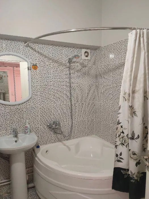 Uzbekistan Vila: Property Rent /Sale 乌兹别克斯坦公寓出租62: Mirabad 1房间 600$