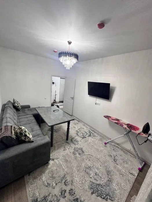 Uzbekistan Vila: Property Rent /Sale 乌兹别克斯坦公寓出售76: mirabad 400$