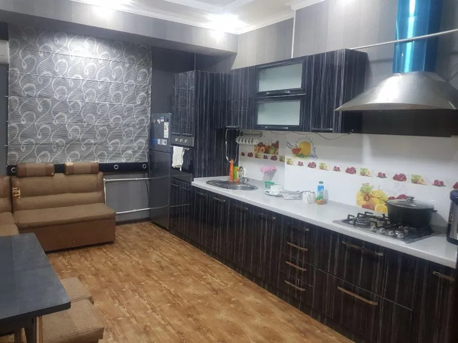 Uzbekistan Vila: Property Rent /Sale 乌兹别克斯坦公寓出租79: mirabad 机场旁边