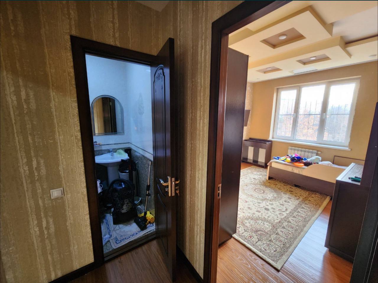 Uzbekistan Vila: Property Rent /Sale 乌兹别克斯坦公寓出租102: Mirabad 1000$