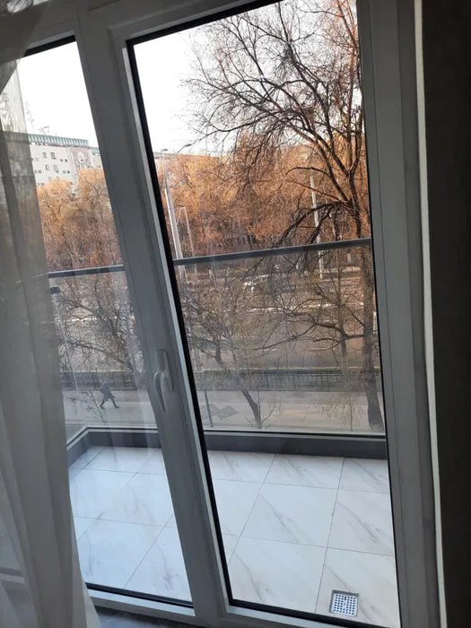 Uzbekistan Vila: Property Rent /Sale 乌兹别克斯坦公寓出租108: Mirabad 1400$