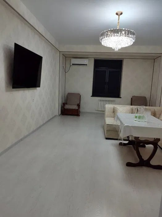 Uzbekistan Vila: Property Rent /Sale 乌兹别克斯坦公寓出租91: Yakkasaray 900$