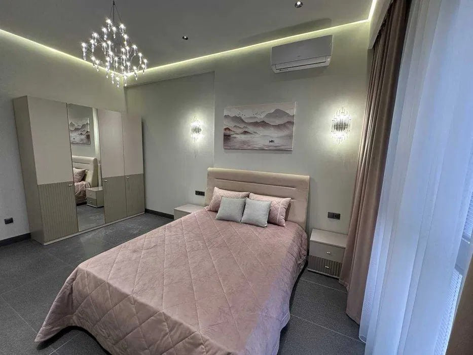 Uzbekistan Vila: Property Rent /Sale 乌兹别克斯坦公寓出租115: Mirabad 1500$