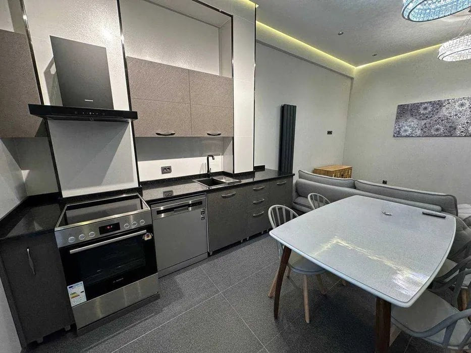 Uzbekistan Vila: Property Rent /Sale 乌兹别克斯坦公寓出租115: Mirabad 1500$