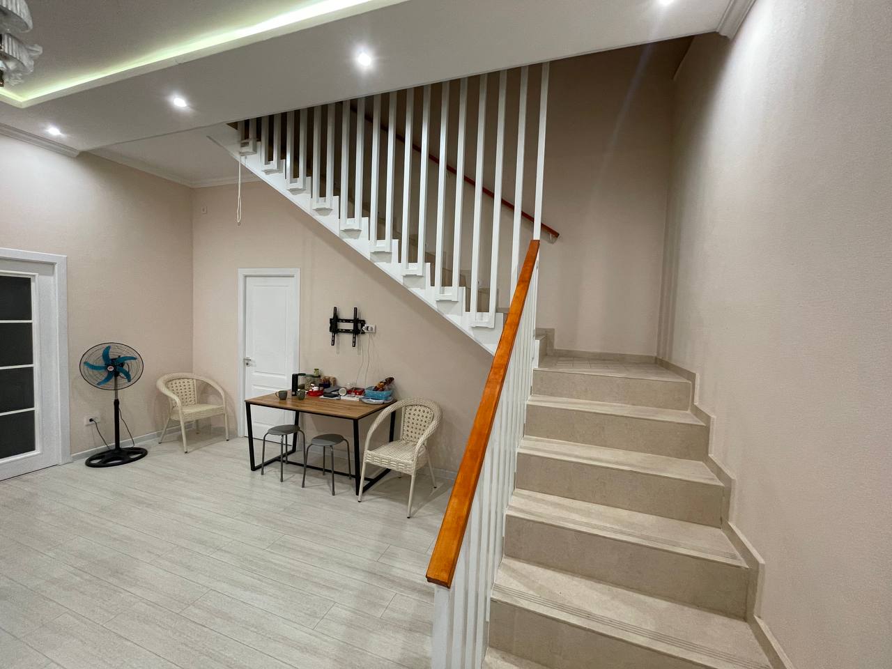 Uzbekistan Vila: Property Rent /Sale 乌兹别克斯坦公寓出租132: mirabad