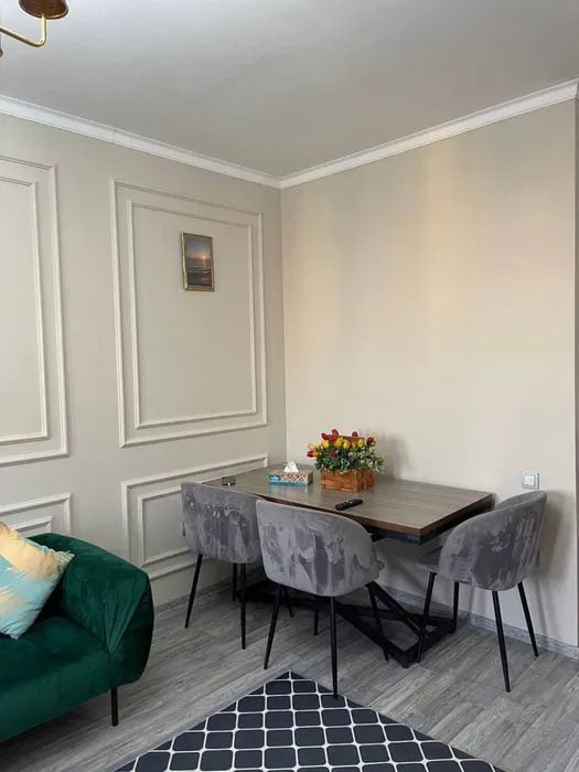 Uzbekistan Vila: Property Rent /Sale 乌兹别克斯坦公寓出租140:Yakkasaray 600$