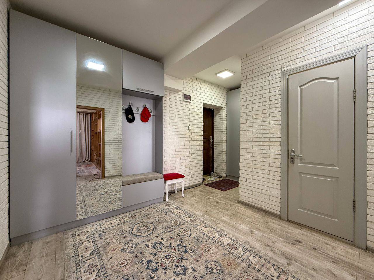 Uzbekistan Vila: Property Rent /Sale 乌兹别克斯坦公寓出租146: Yunusabad 950$