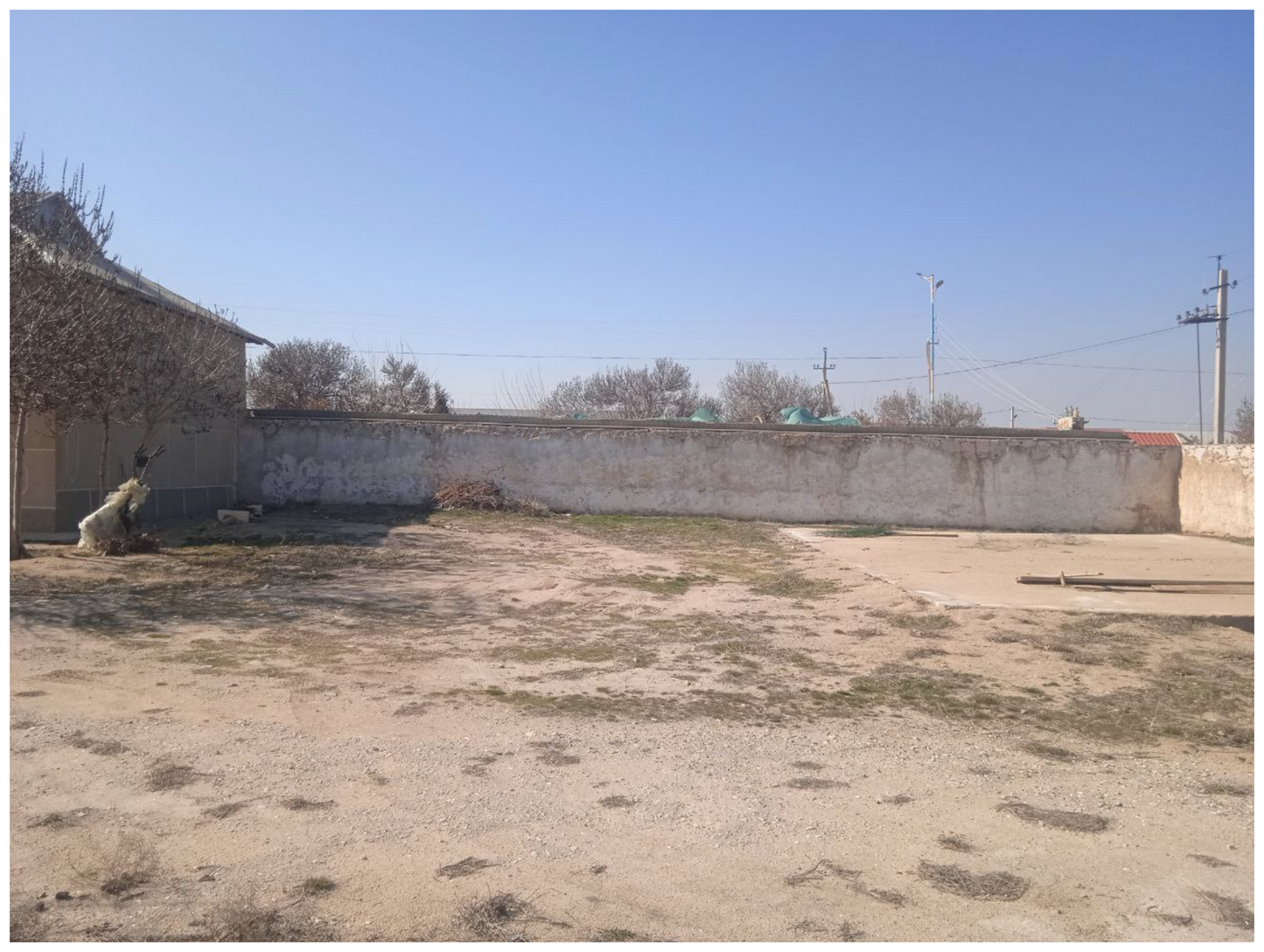 Uzbekistan Vila: Property Rent /Sale 乌兹别克斯坦别墅出售27: navoi 2公顷 工业用地 价格30w