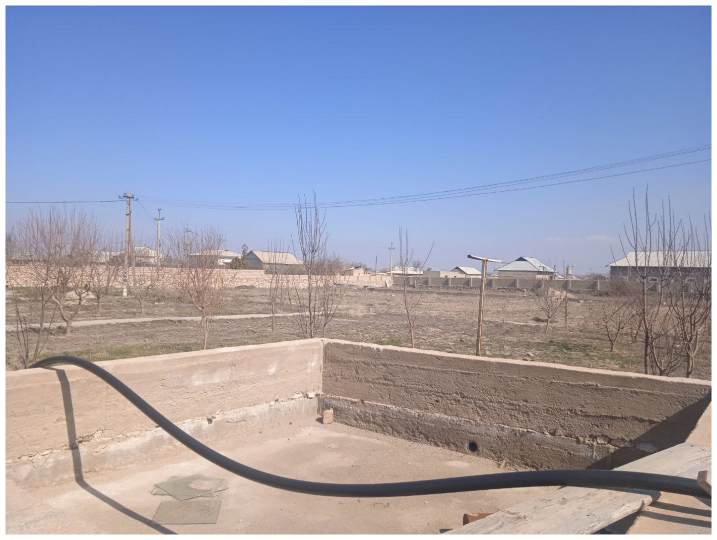 Uzbekistan Vila: Property Rent /Sale 乌兹别克斯坦别墅出售27: navoi 2公顷 工业用地 价格30w