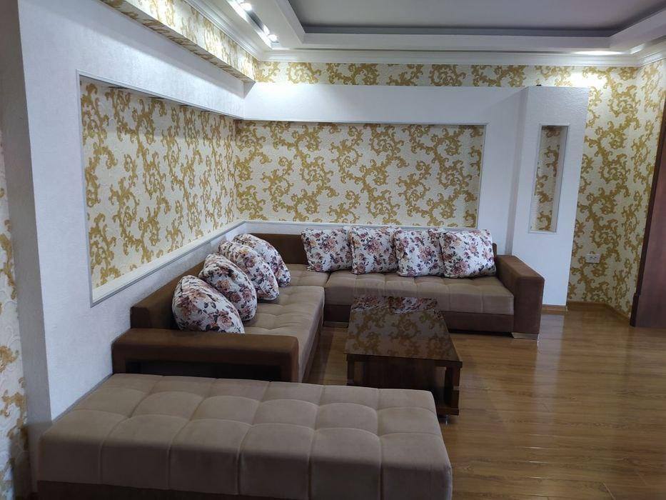 Uzbekistan Vila: Property Rent /Sale  乌兹别克斯坦公寓出售36 :  近米奇林酒店-3房间4楼107平160000