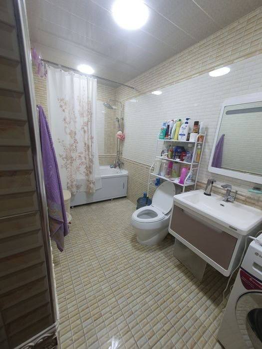 Uzbekistan Vila: Property Rent /Sale  乌兹别克斯坦公寓出售35 :  近机场-3房间6楼115平 155000