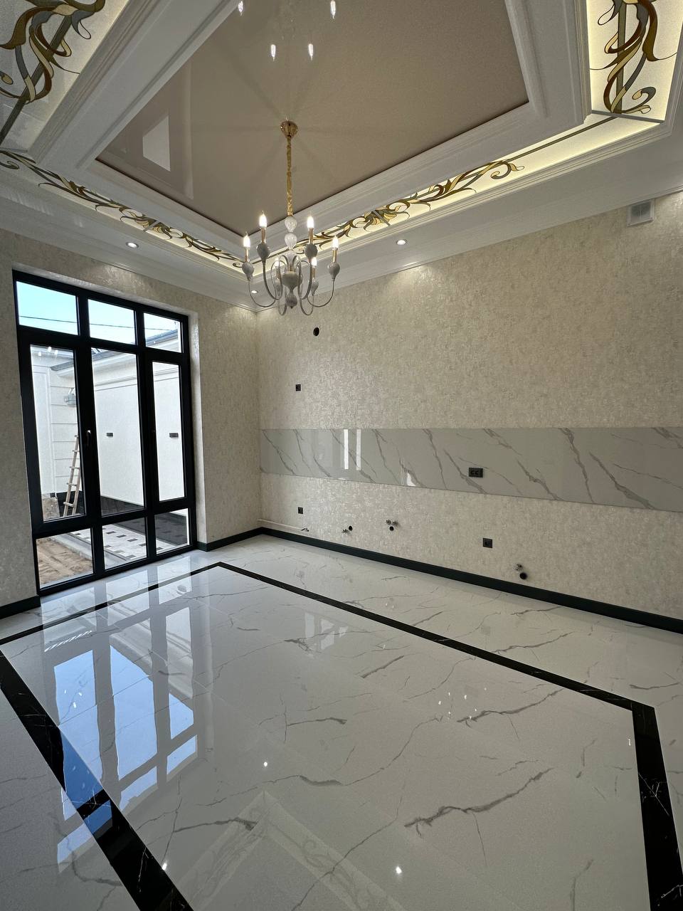Uzbekistan Vila: Property Rent /Sale  乌兹别克斯坦公寓出售60: Yakkasaray 5房间 380000$