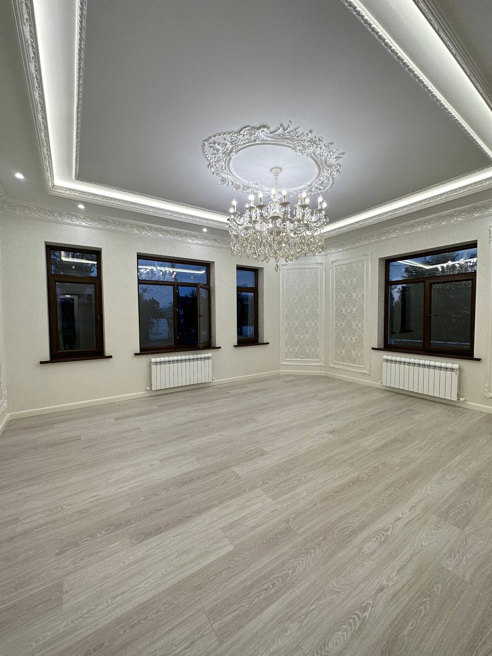 Uzbekistan Vila: Property Rent /Sale  乌兹别克斯坦公寓出售61: Yakkasaray 5房间 480000$