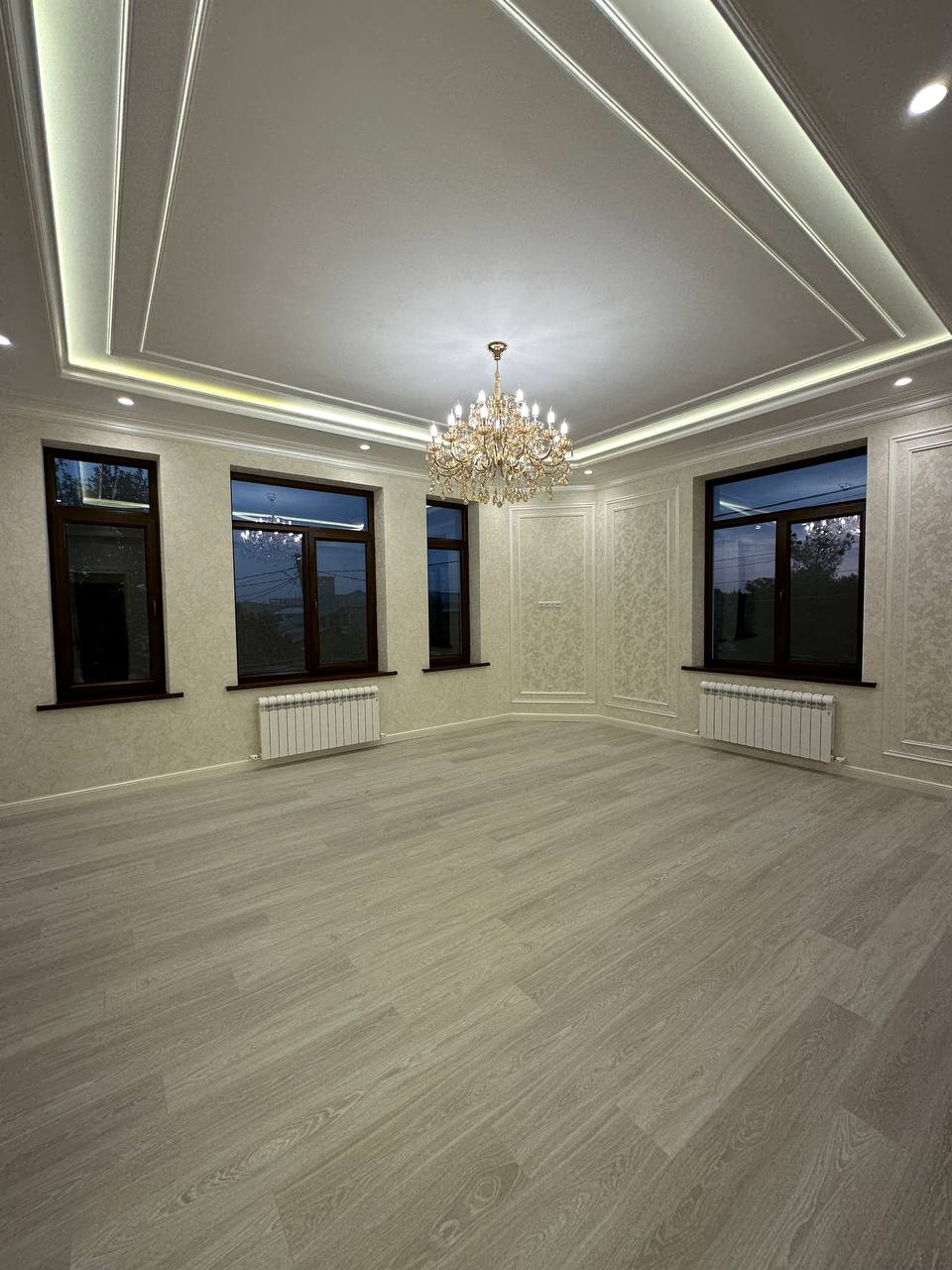 Uzbekistan Vila: Property Rent /Sale  乌兹别克斯坦公寓出售61: Yakkasaray 5房间 480000$