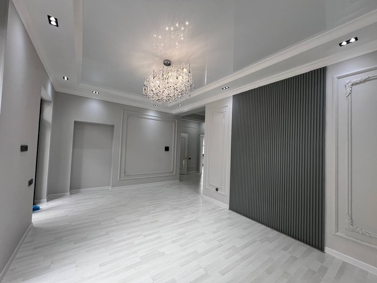 Uzbekistan Vila: Property Rent /Sale  乌兹别克斯坦公寓出售70: Yunusabad 6房间 270000$