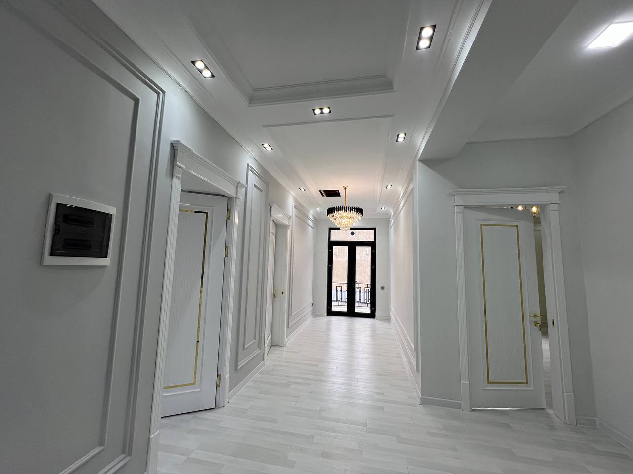 Uzbekistan Vila: Property Rent /Sale  乌兹别克斯坦公寓出售70: Yunusabad 6房间 270000$