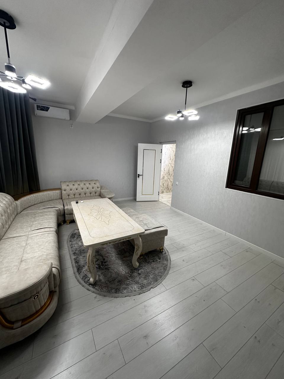 Uzbekistan Vila: Property Rent /Sale  乌兹别克斯坦公寓出租116: Yakkasaray 800$