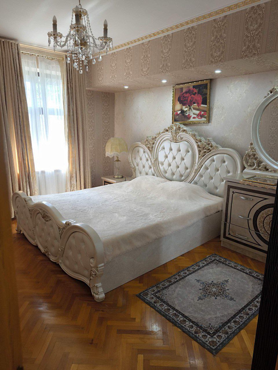 Uzbekistan Vila: Property Rent /Sale  乌兹别克斯坦公寓出租43 :  Mirabad 2房间 800$