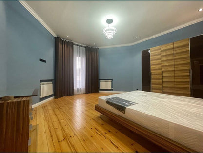 Uzbekistan Vila: Property Rent /Sale  乌兹别克斯坦公寓出租54: Yakkasaray 3房间 3500$