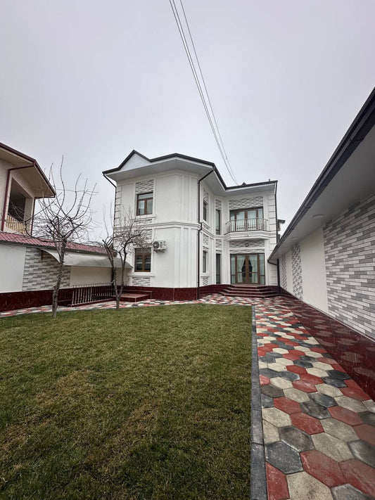Uzbekistan Vila: Property Rent /Sale  乌兹别克斯坦公寓出租45 : Mirabad 4房间  3500$