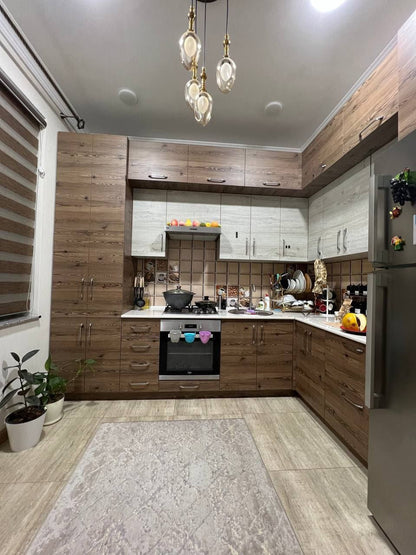 Uzbekistan Vila: Property Rent /Sale  乌兹别克斯坦公寓出租42 :  mirabad 3房间 1900$