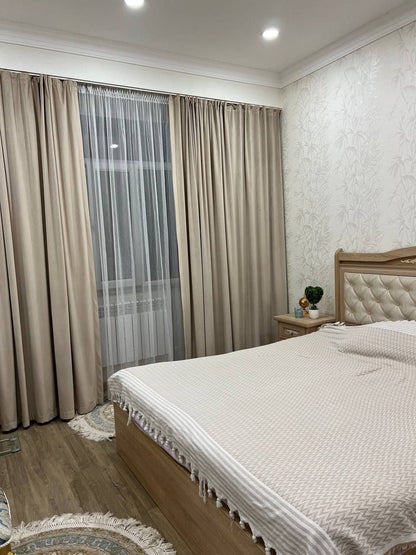 Uzbekistan Vila: Property Rent /Sale  乌兹别克斯坦公寓出租42 :  mirabad 3房间 1900$