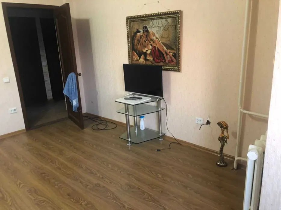Uzbekistan Vila: Property Rent /Sale  乌兹别克斯坦公寓出租44 :  Mirabad 1房间 500$