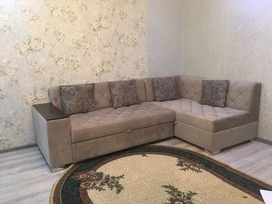 Uzbekistan Vila: Property Rent /Sale  乌兹别克斯坦公寓出售73: mirabad , aura hotel 旁边