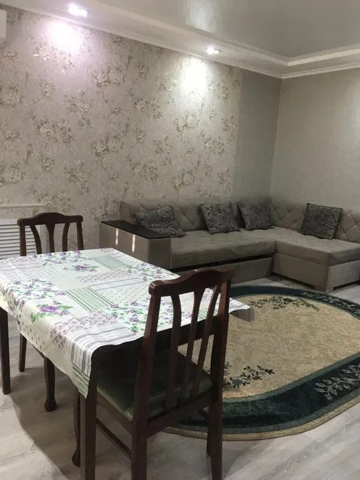 Uzbekistan Vila: Property Rent /Sale  乌兹别克斯坦公寓出售73: mirabad , aura hotel 旁边