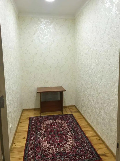 Uzbekistan Vila: Property Rent /Sale  乌兹别克斯坦公寓出租64: Mirabad 1 bedroom 600$