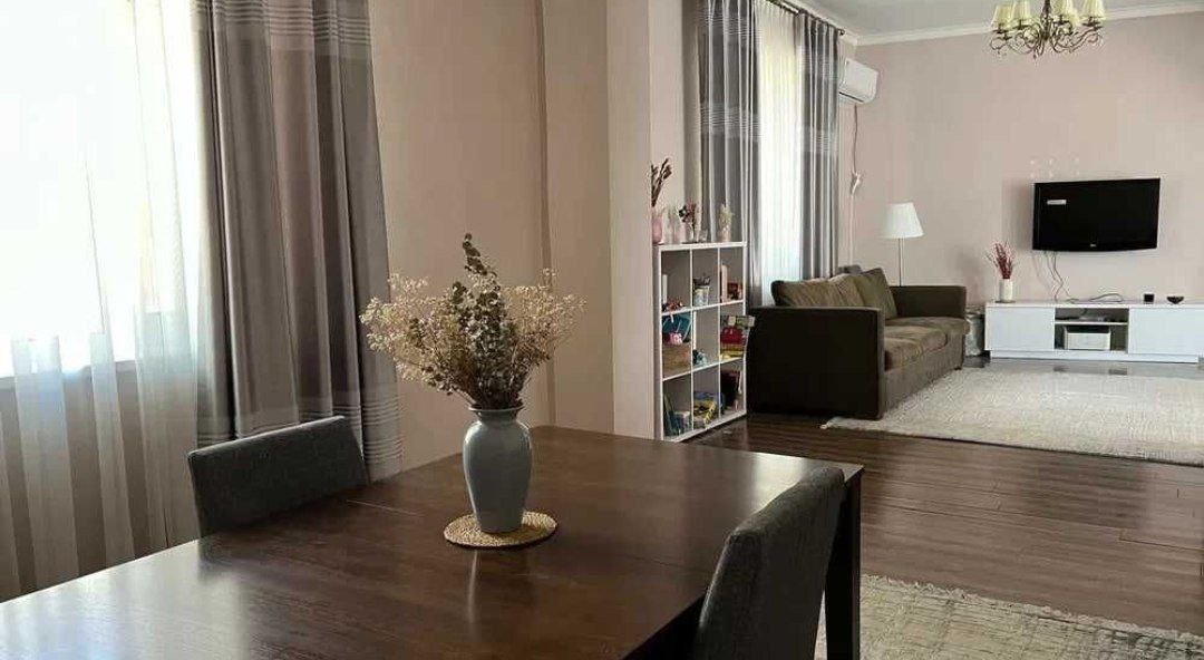 Uzbekistan Vila: Property Rent /Sale  乌兹别克斯坦公寓出租66: Mirabad 2房间 700$