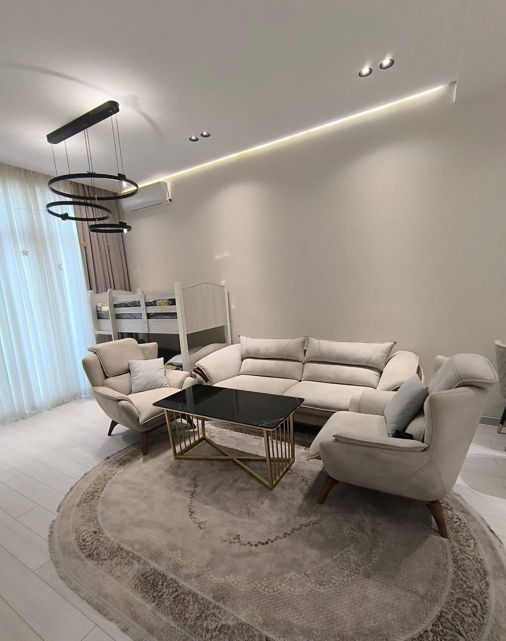 Uzbekistan Vila: Property Rent /Sale  乌兹别克斯坦公寓出租77: Yakkasaray 1000$