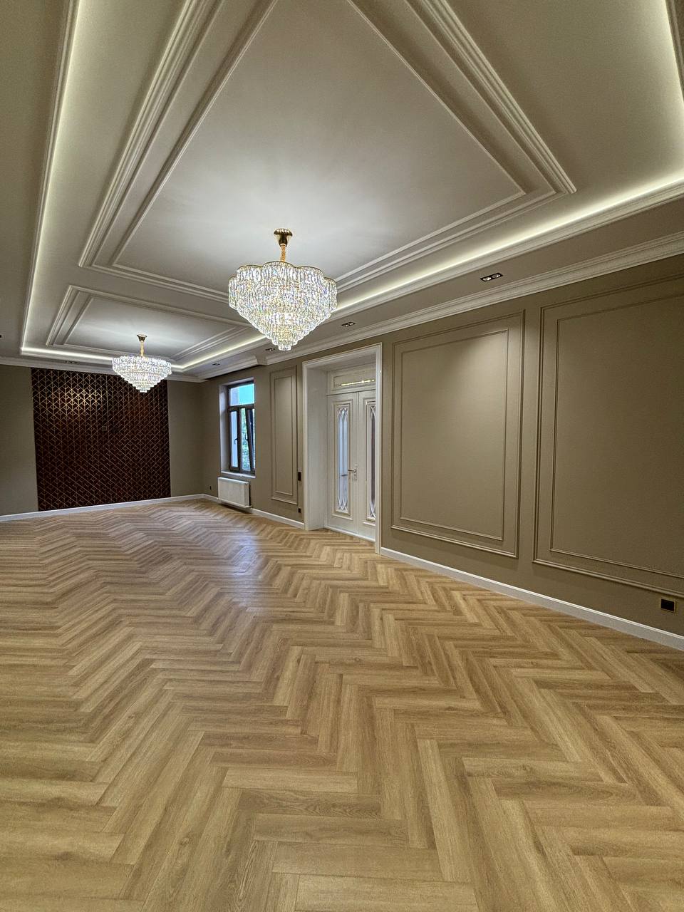 Uzbekistan Vila: Property Rent /Sale  乌兹别克斯坦公寓出售75: Yunusabad 5房间 240000$