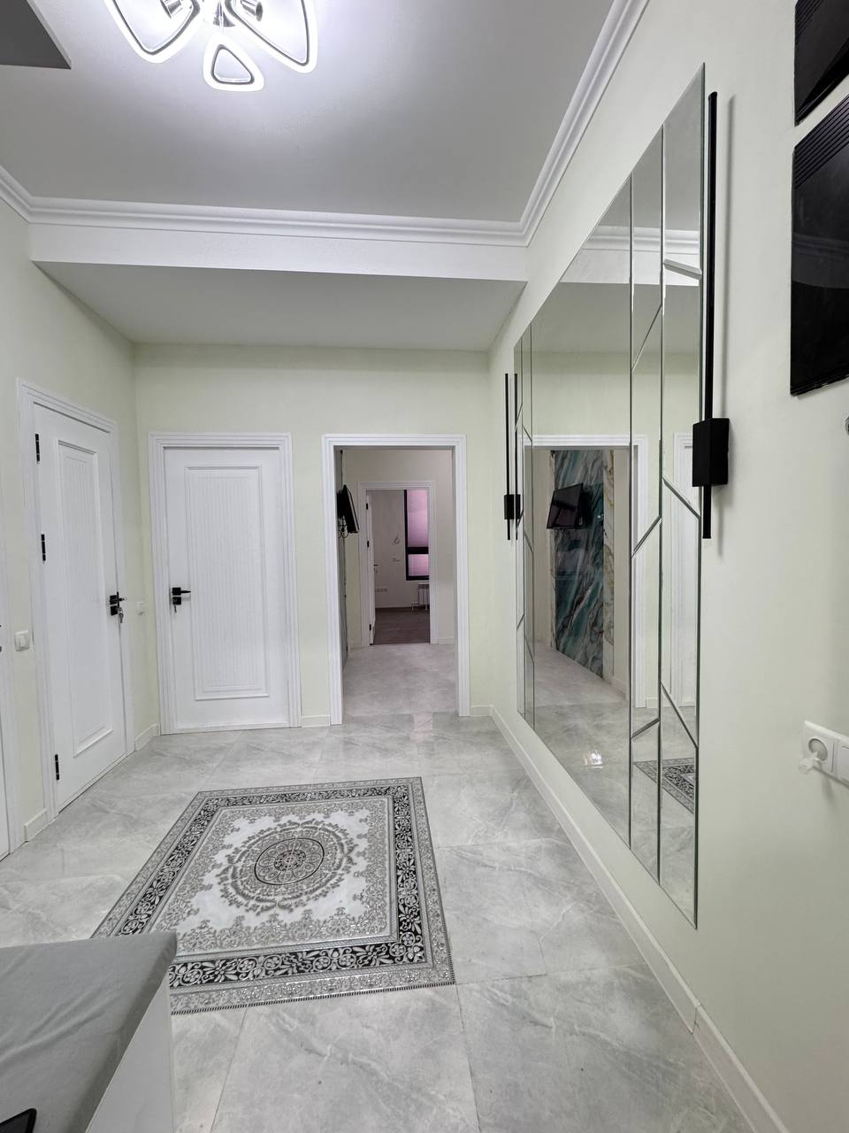Uzbekistan Vila: Property Rent /Sale  乌兹别克斯坦公寓出租109: Yakkasaray 900$