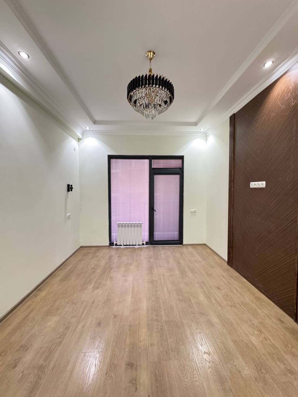 Uzbekistan Vila: Property Rent /Sale  乌兹别克斯坦公寓出租109: Yakkasaray 900$