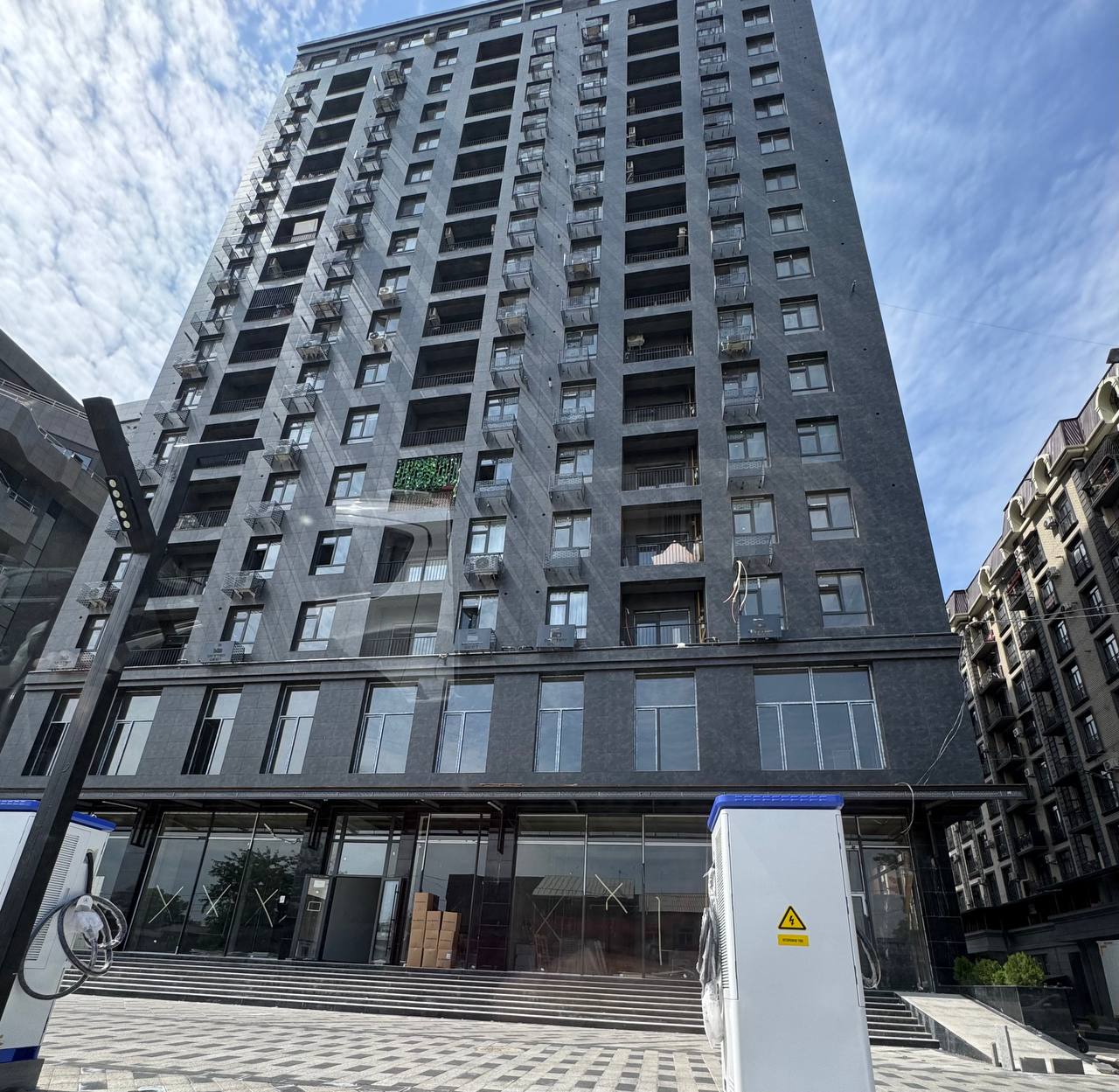 Uzbekistan Vila: Property Rent /Sale  乌兹别克斯坦公寓出租109: Yakkasaray 900$