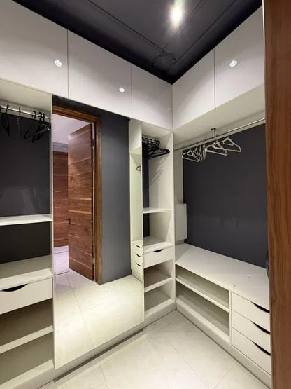 Uzbekistan Vila: Property Rent /Sale  乌兹别克斯坦公寓出租104: Yunusabad 1600$