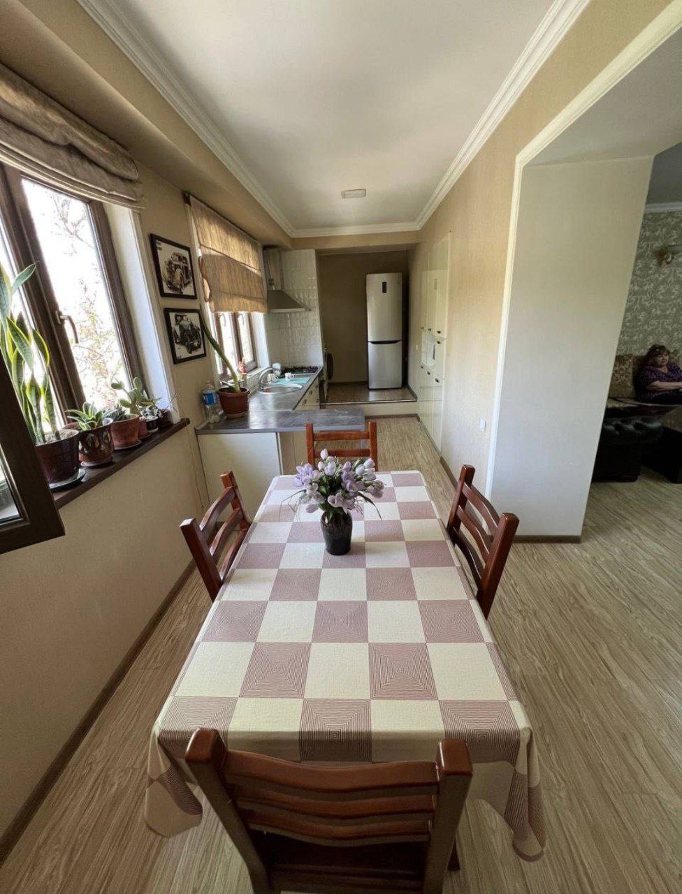 Uzbekistan Vila: Property Rent /Sale  乌兹别克斯坦公寓出租100: Mirabad 800$
