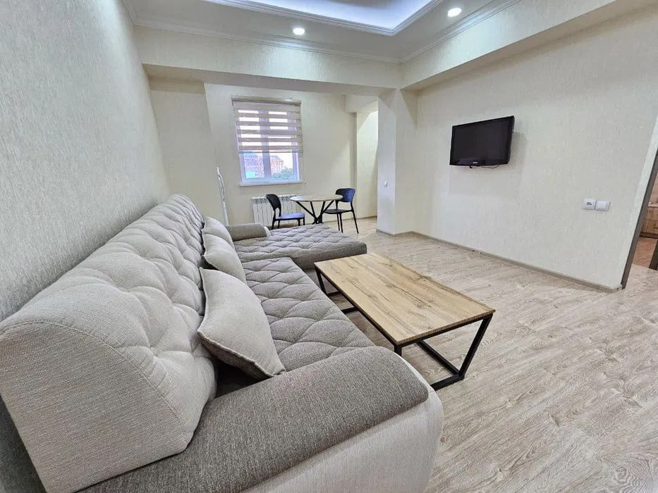 Uzbekistan Vila: Property Rent /Sale  乌兹别克斯坦公寓出租128: Mirabad 700$
