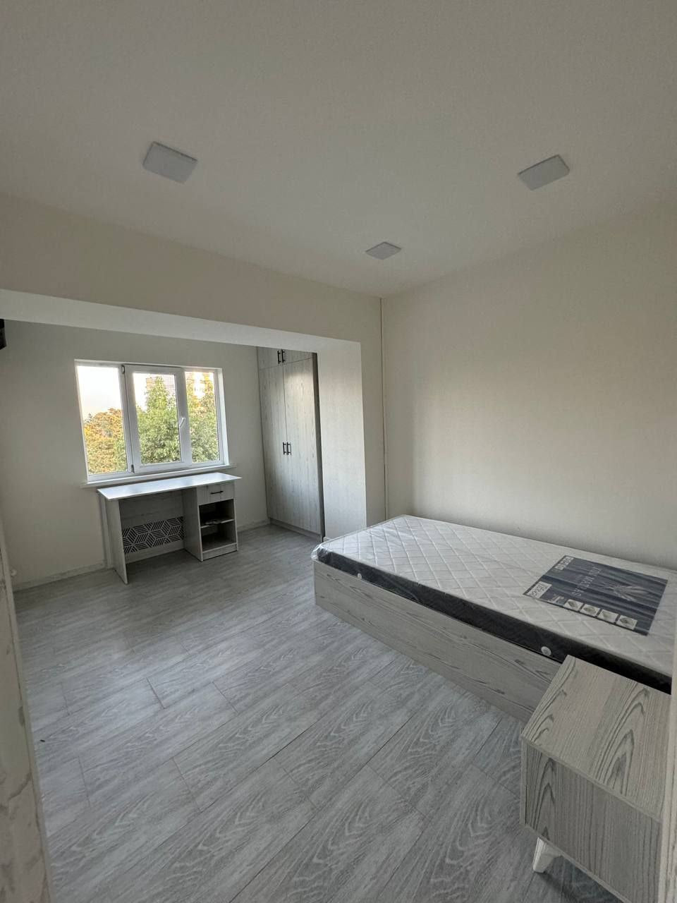Uzbekistan Vila: Property Rent /Sale  乌兹别克斯坦公寓出租106: Yakkasaray 1000$
