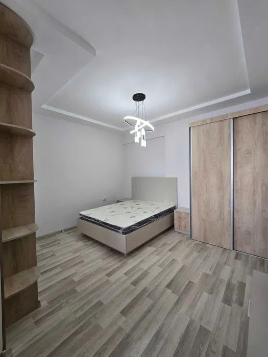 Uzbekistan Vila: Property Rent /Sale  乌兹别克斯坦公寓出租121: Yakkasaray 800$