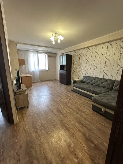 Uzbekistan Vila: Property Rent /Sale  乌兹别克斯坦公寓出租120: Yakkasaray 500$