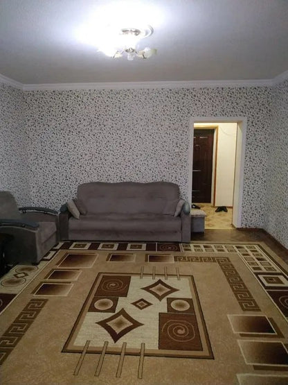 Uzbekistan Vila: Property Rent /Sale  乌兹别克斯坦公寓出租119: Yakkasaray 500$