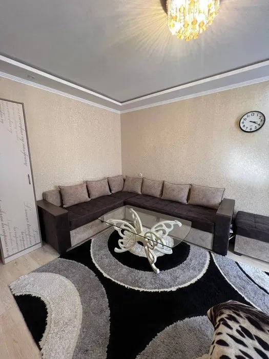 Uzbekistan Vila: Property Rent /Sale  乌兹别克斯坦公寓出租126: Yakkasaray 550$