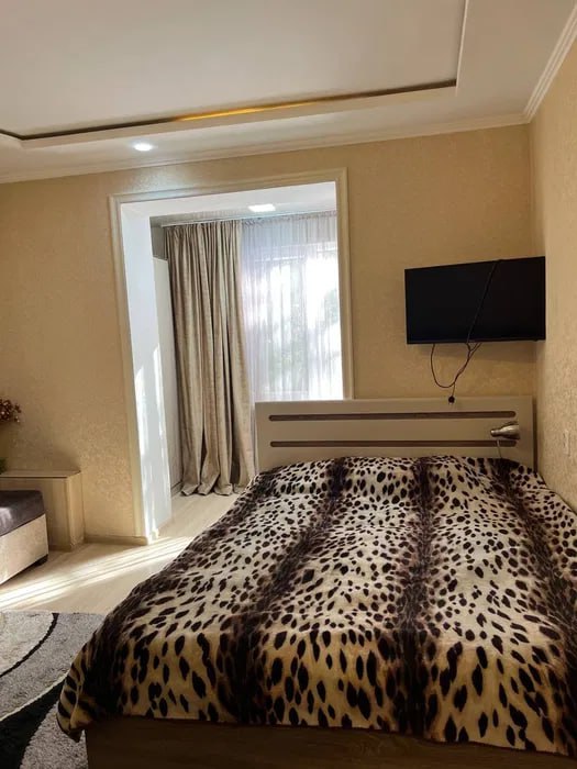 Uzbekistan Vila: Property Rent /Sale  乌兹别克斯坦公寓出租126: Yakkasaray 550$