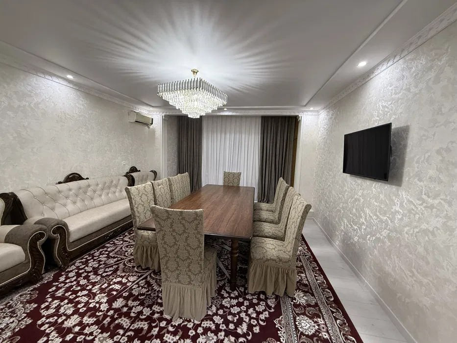 Uzbekistan Vila: Property Rent /Sale  乌兹别克斯坦公寓出租129: Yunusabad 800$